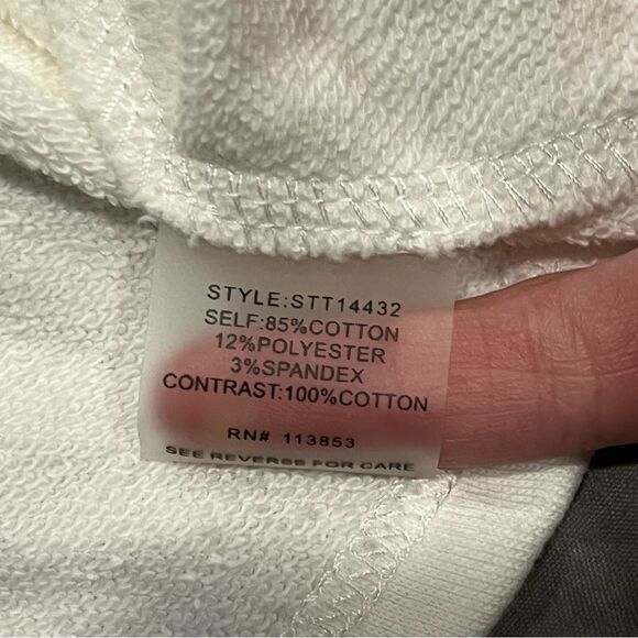 NWT SugarLips White Floral Embroidered Tie Front Long Sleeve Sweatshirt Size Sm - Picture 6 of 7